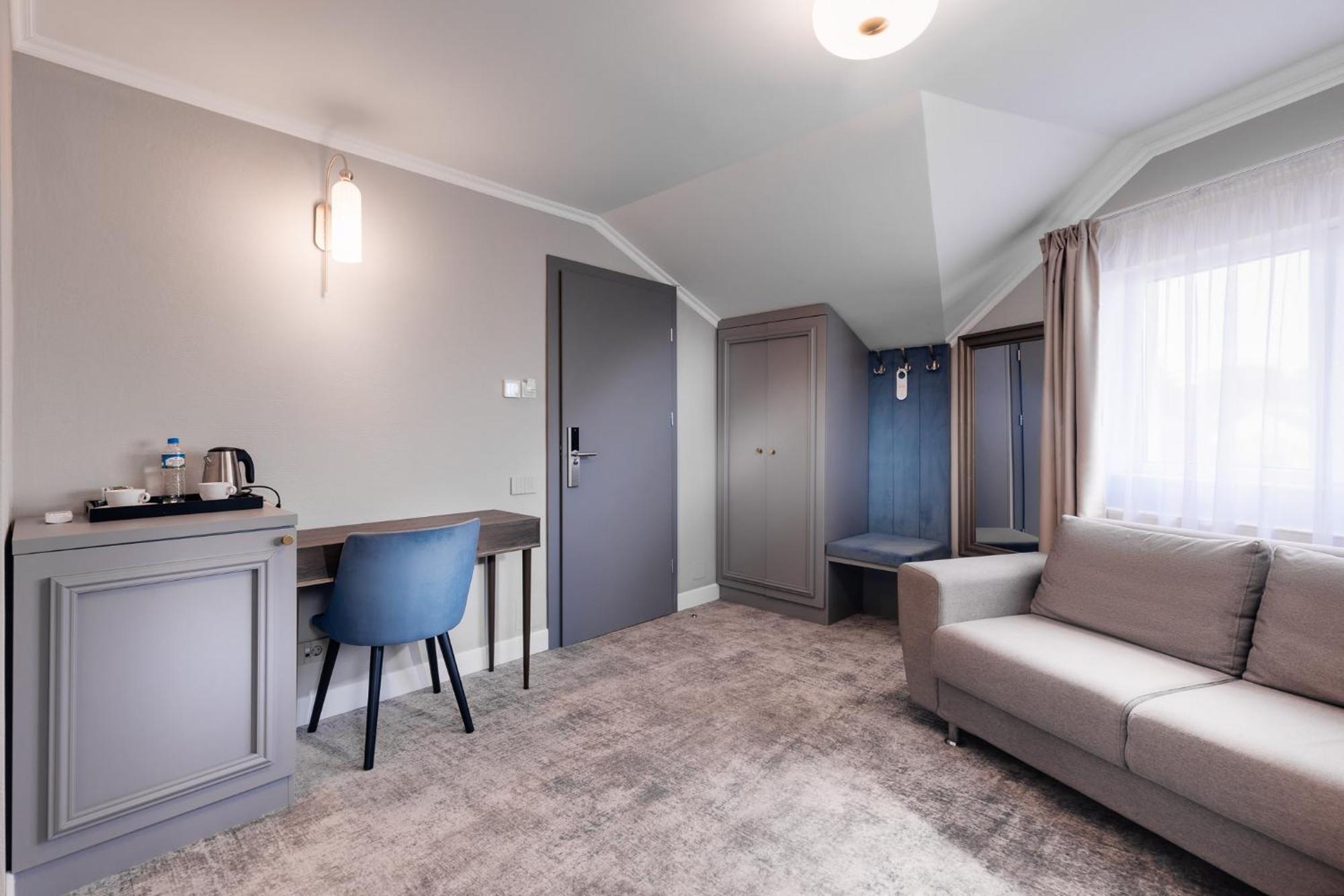 Hotel Meridian Клуж-Напока Екстериор снимка
