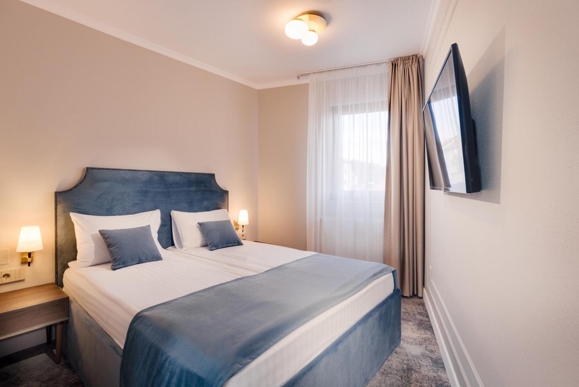 Hotel Meridian Клуж-Напока Екстериор снимка