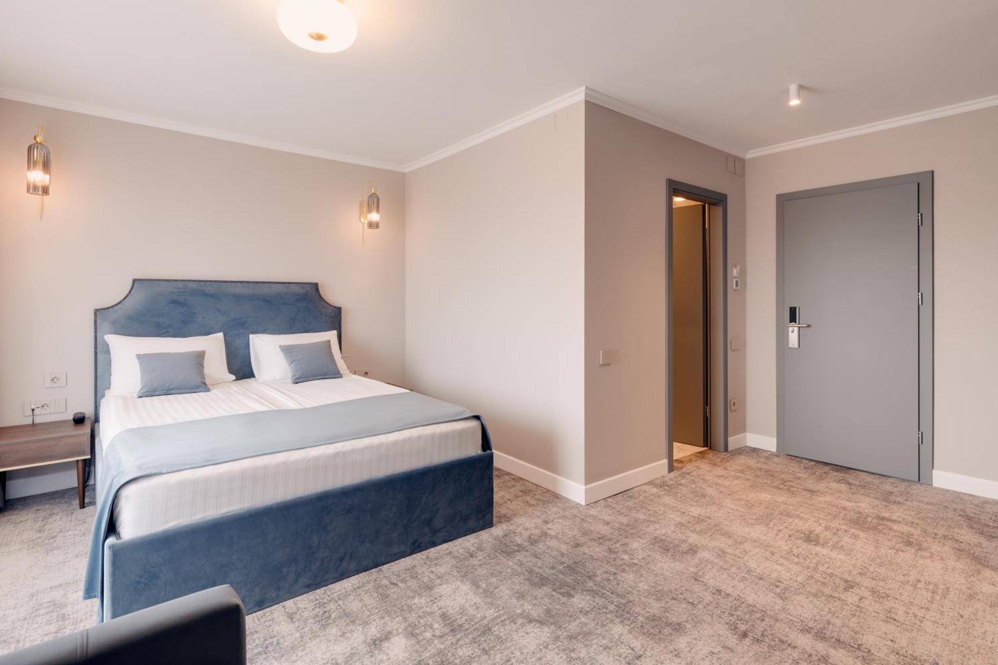 Hotel Meridian Клуж-Напока Екстериор снимка