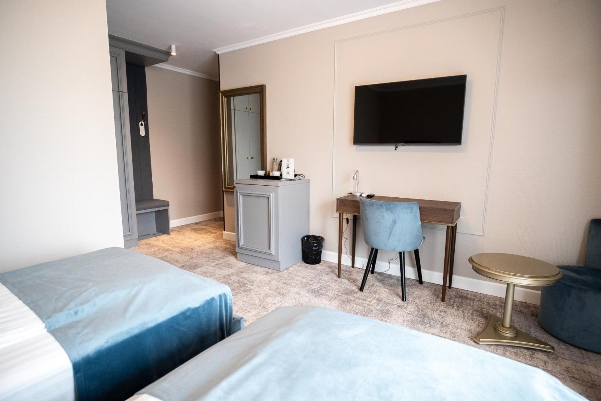 Hotel Meridian Клуж-Напока Екстериор снимка