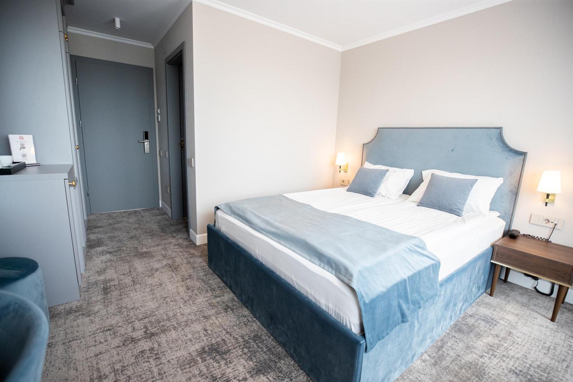 Hotel Meridian Клуж-Напока Екстериор снимка