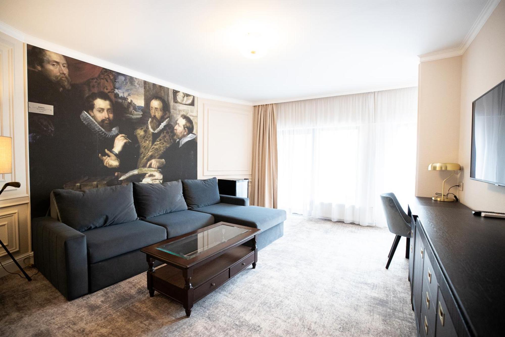 Hotel Meridian Клуж-Напока Екстериор снимка