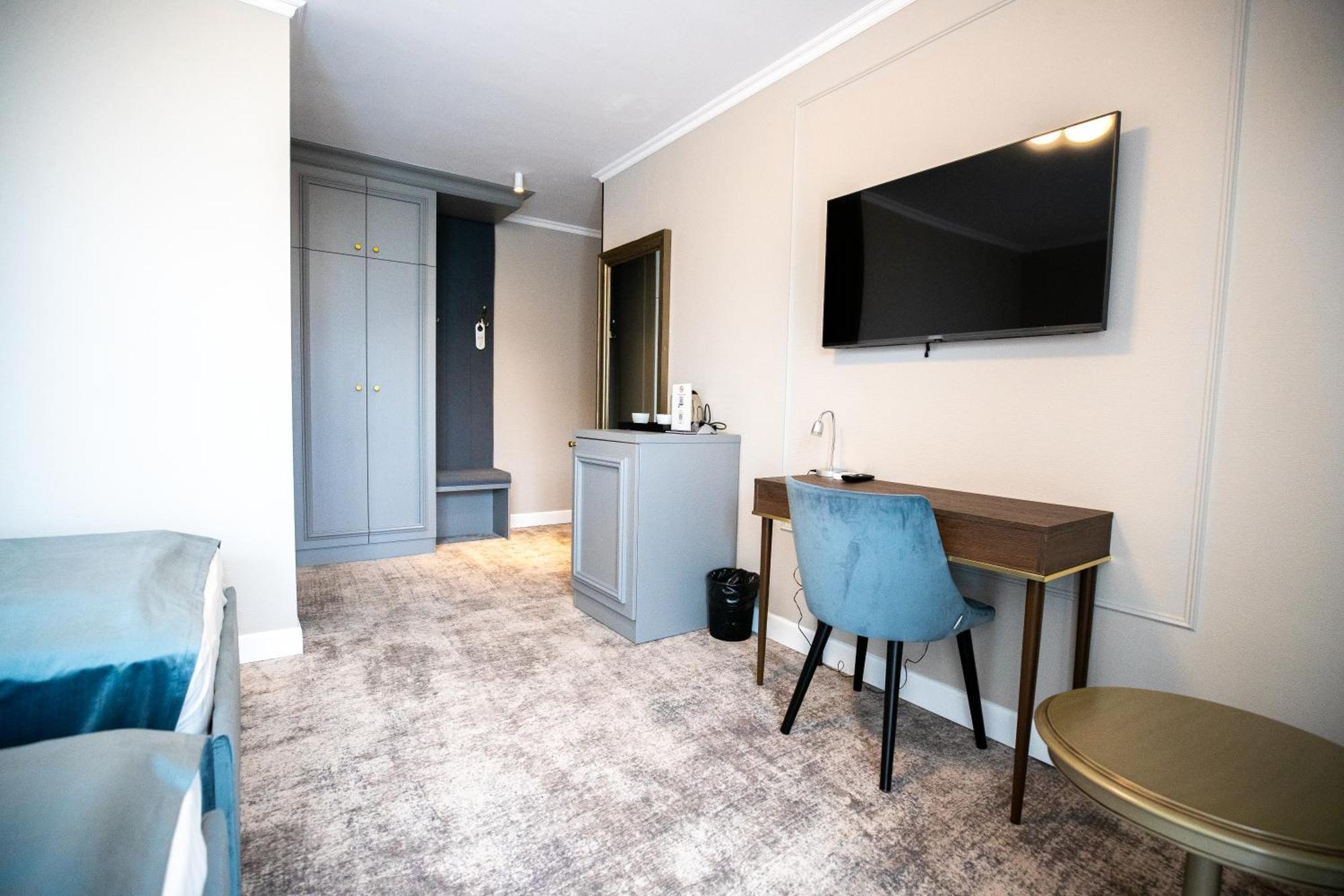 Hotel Meridian Клуж-Напока Екстериор снимка