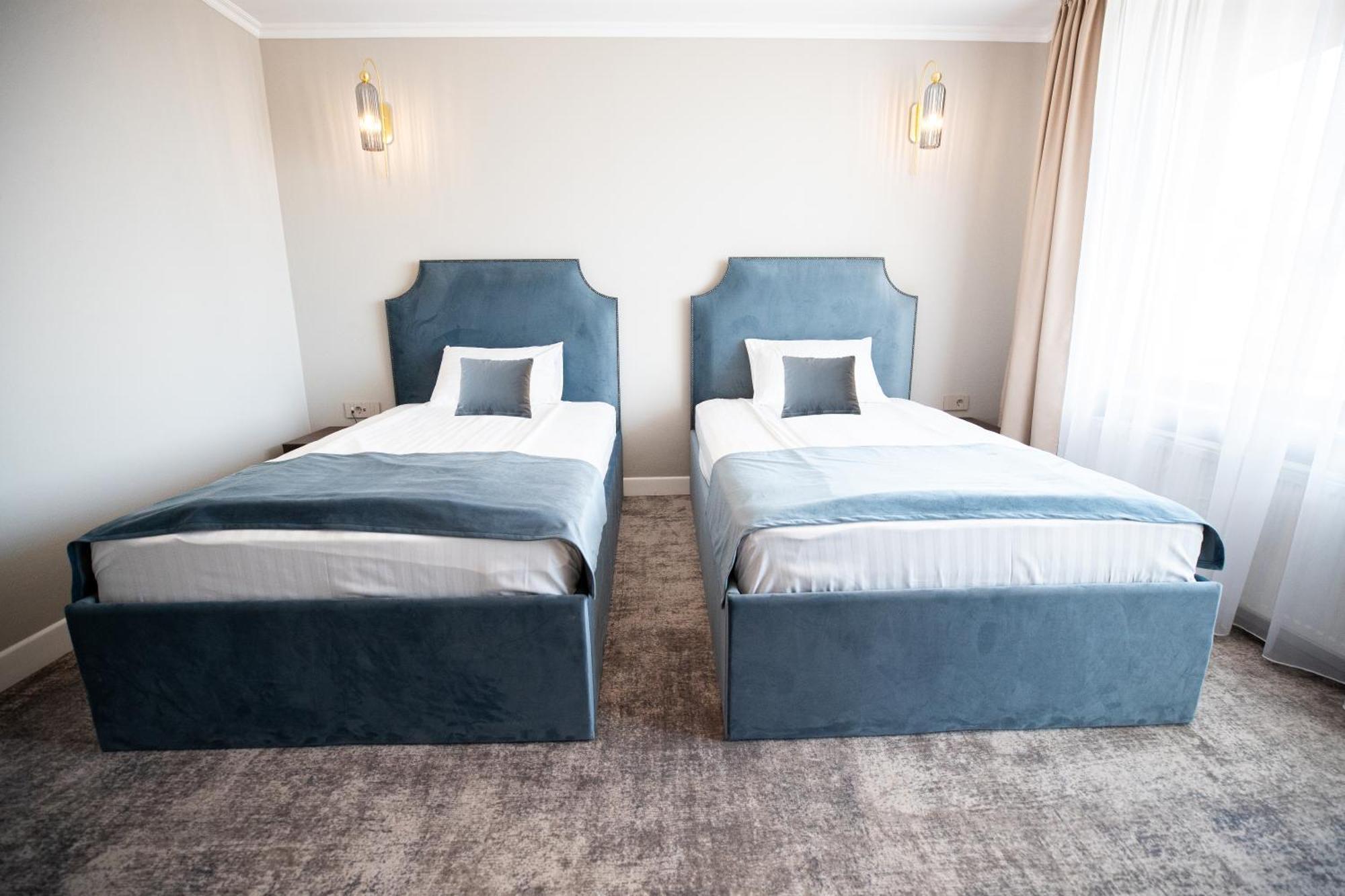 Hotel Meridian Клуж-Напока Стая снимка