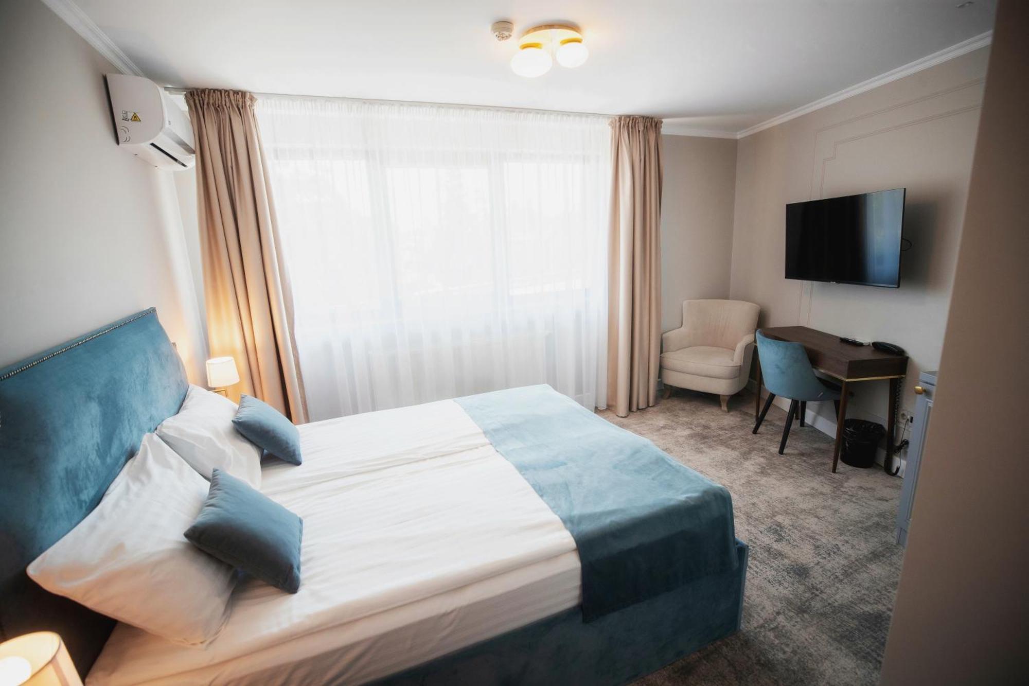 Hotel Meridian Клуж-Напока Екстериор снимка